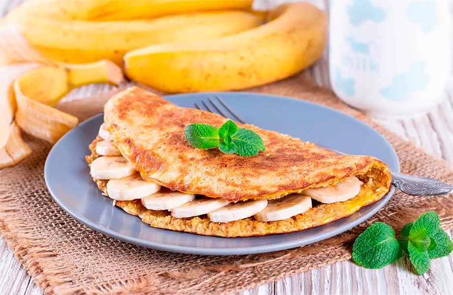 Crepes de Avena y Plátano Un Desayuno Saludable y Delicioso.